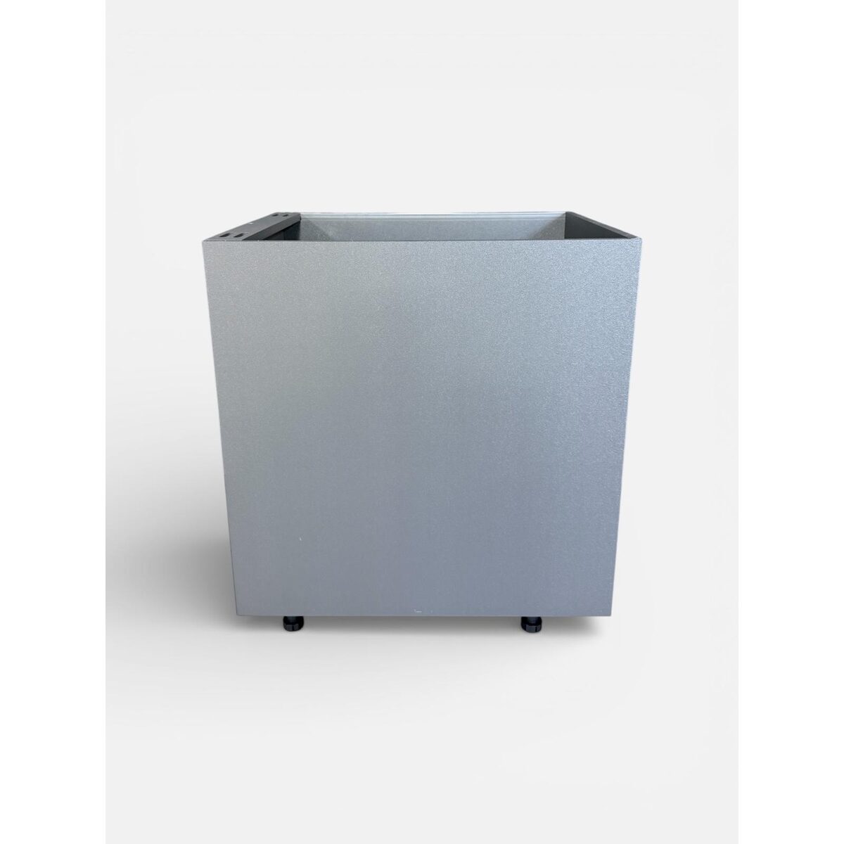 Planning Service Access Behind Outdoor Kitchen Cabinets: Corner Cabinet